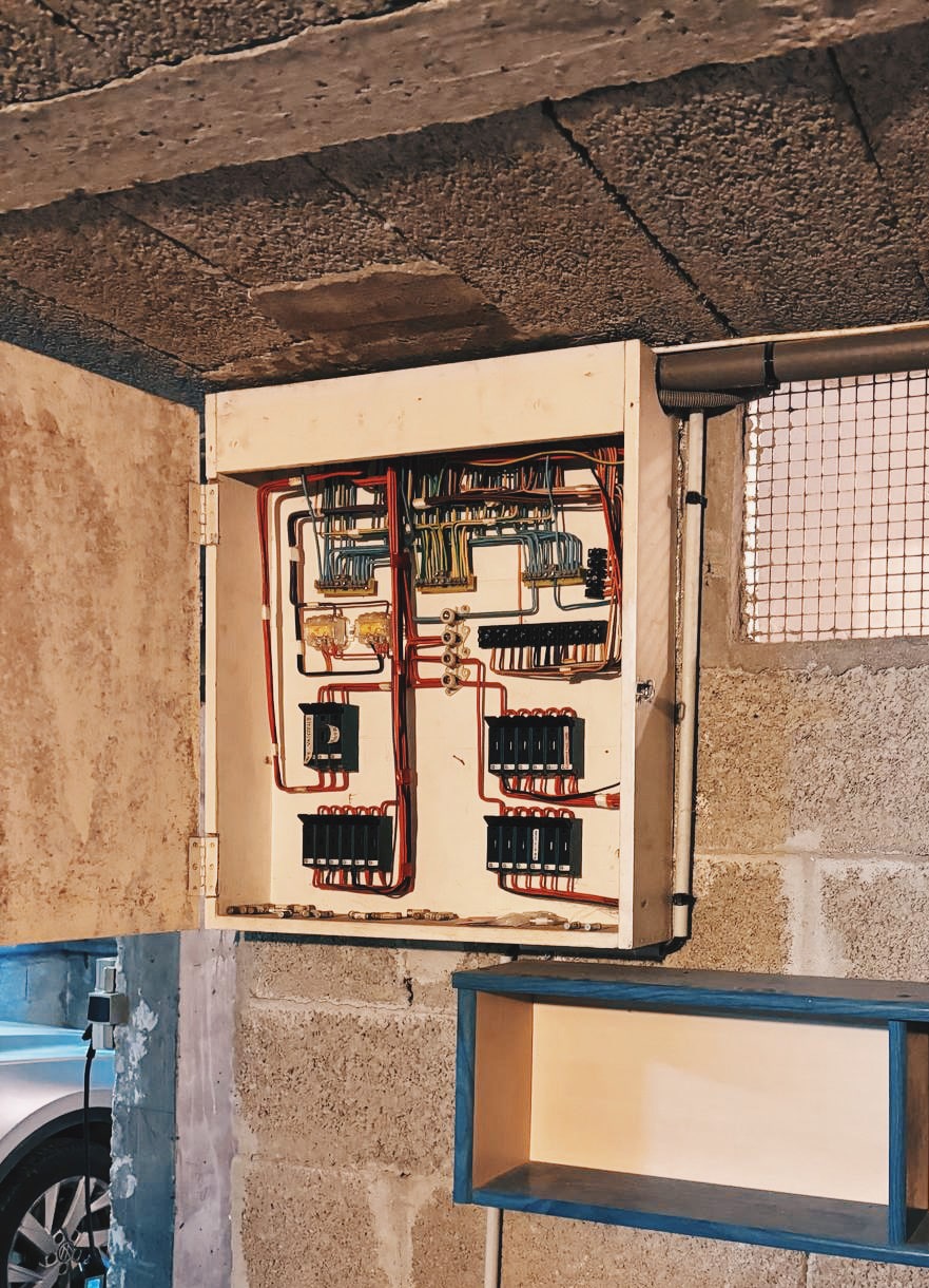 faire verifier tabeau électrique par electricien finistere