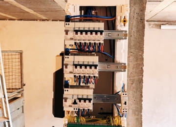 electricien plouider